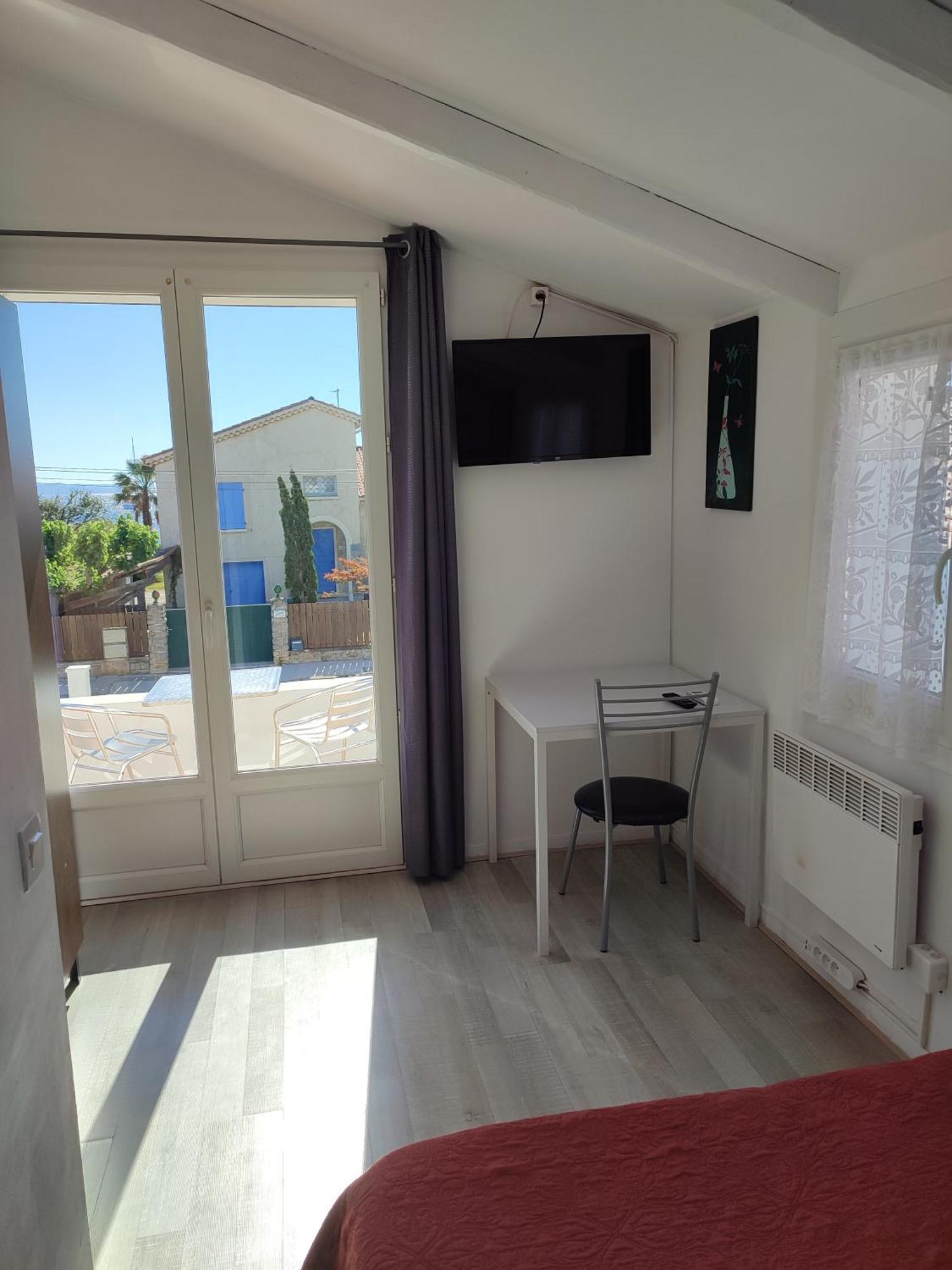 הייר Hotel Le Calypso מראה חיצוני תמונה
